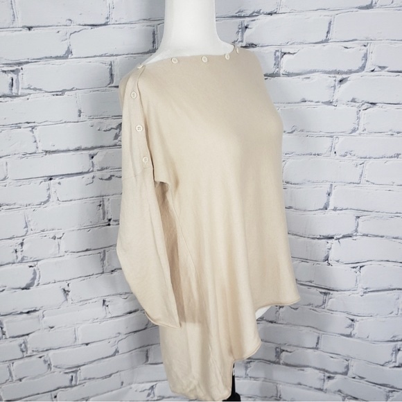 Alice & Olivia Cream Button Oversized Sweater - Picture 1 of 4